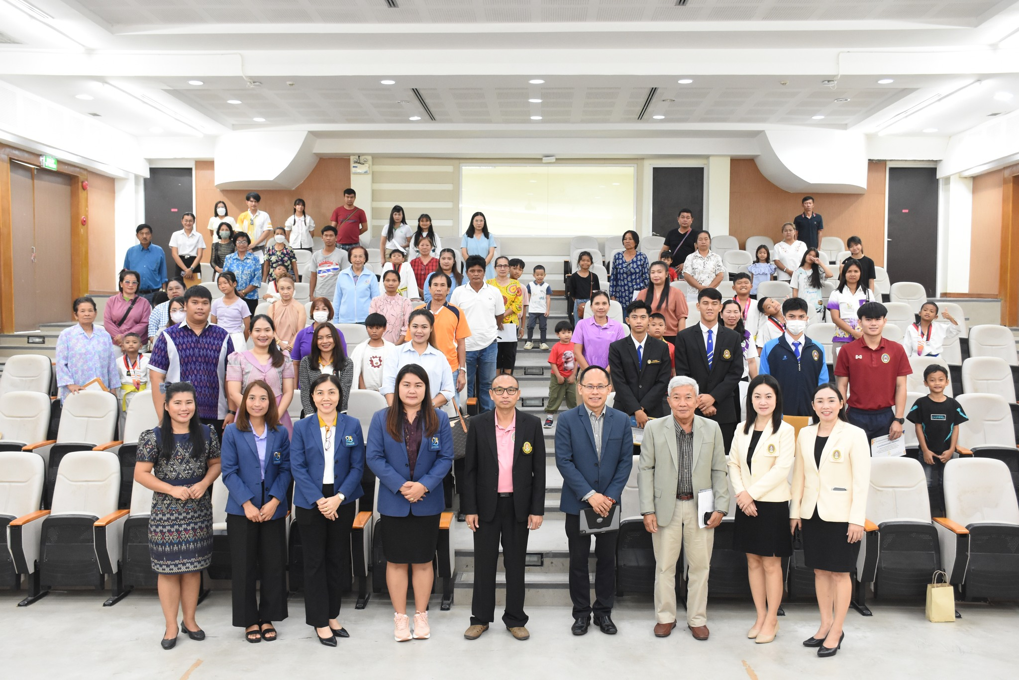 การประชุมผู้ปกครองนักเรียนโรงเรียนสาธิตมหาวิทยาลัยยราชภัฏร้อยเอ็ด ปีะจำปี 2567